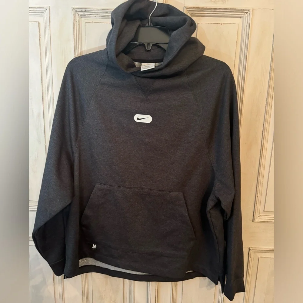 Nike DRI-FIT boys X-large sweatshirt